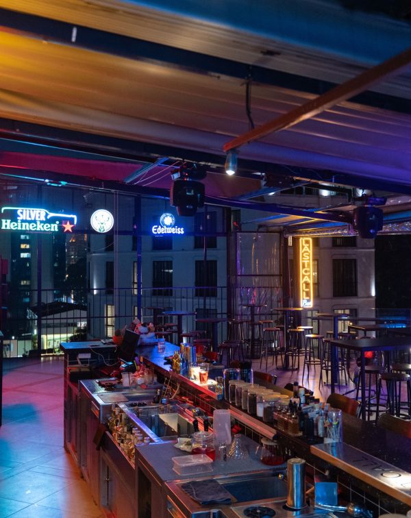 Last Call Rooftop Hồ Con Rùa